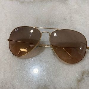 Ray-Ban Large Aviator Rosegold Sunglasses
